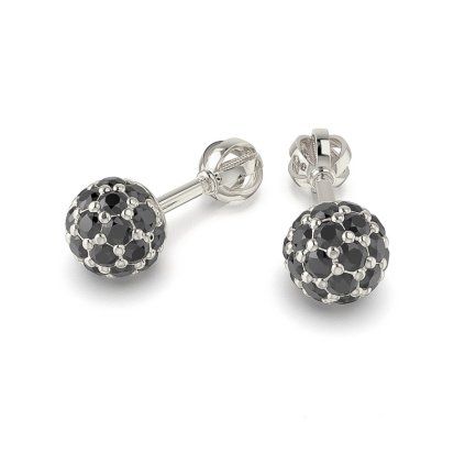 čierne diamanty v náušniciach